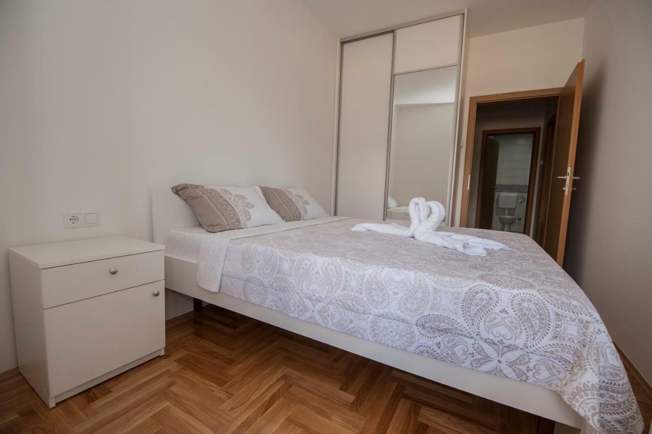 Cozy Apartment Sinn Требине Екстериор снимка
