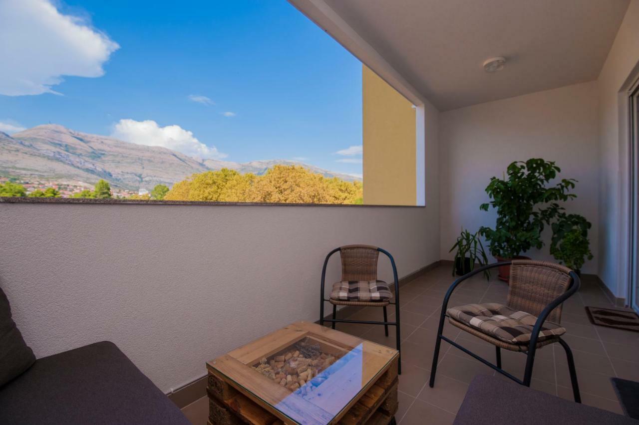 Cozy Apartment Sinn Требине Екстериор снимка